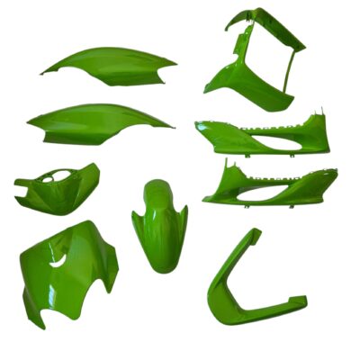 Carenado Yamaha Jog R/RR verde kawasaki. Estos plásticos o carcasas con válidas para Yamaha Jog R y Jog RR. Este kit cachas está compuesto por 9 piezas: cabezón, tapa frontal, h, guardabarros delantero, bajos, tapas laterales traseras y alerón. Si necesitas kit de grapas y tornillos, añádelo a tu pedido.
