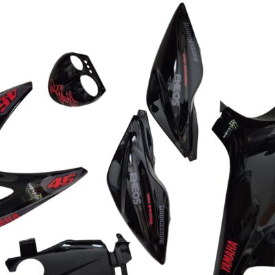 Carenado Yamaha Aerox Negro + Adhesivos Valentino Rossi Rojo..... Photoroom
